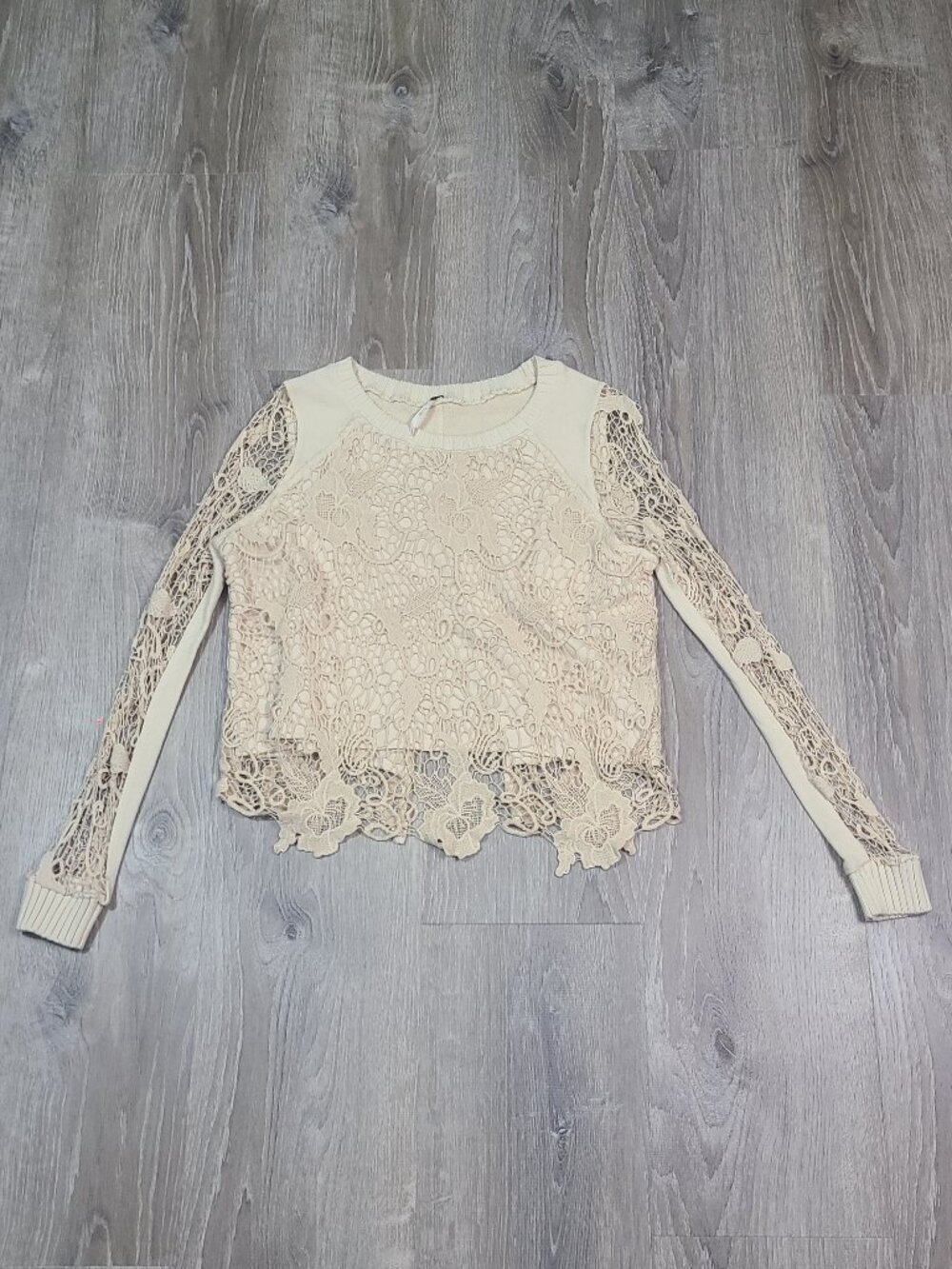 Free People Cream Pretty Rad Crochet Lace Split Open Back Pullover Sweater XS